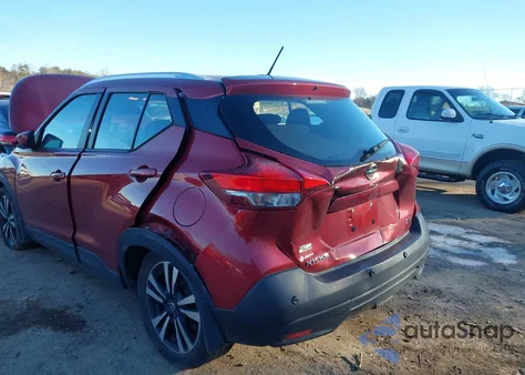 2020 Nissan Kicks Sv Xtronic Cvt from USA, damaged, VIN 3N1CP5CV4LL537378